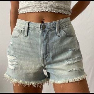 NWT high rise mom short•
